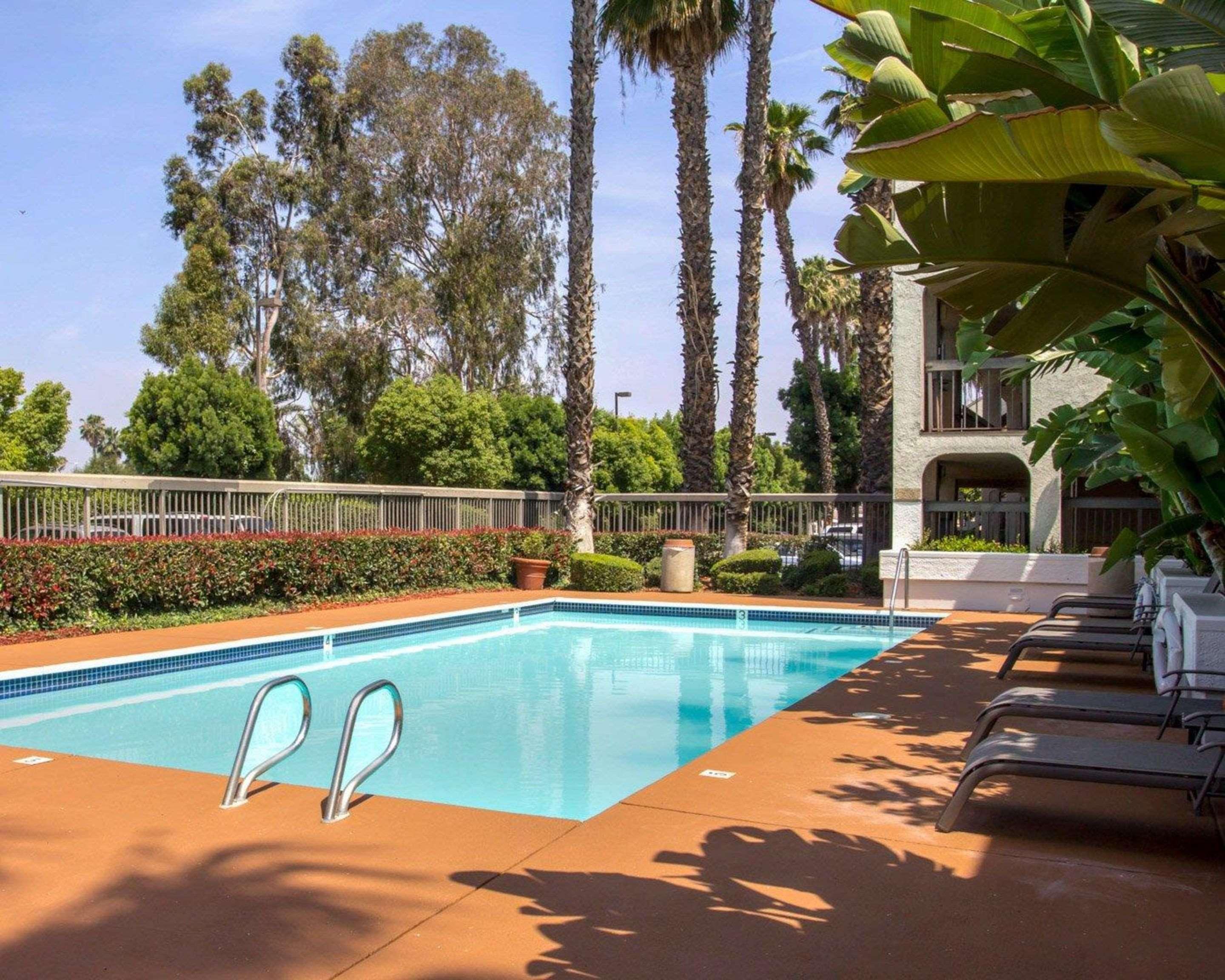 Inn Quality Near Ucr And Downtown