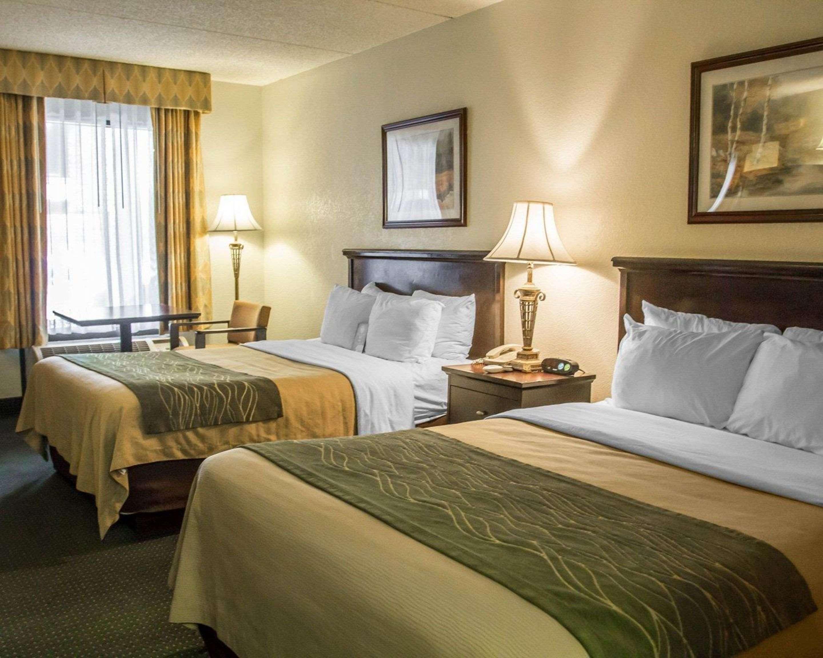 Quality Near Ucr And Downtown 2*