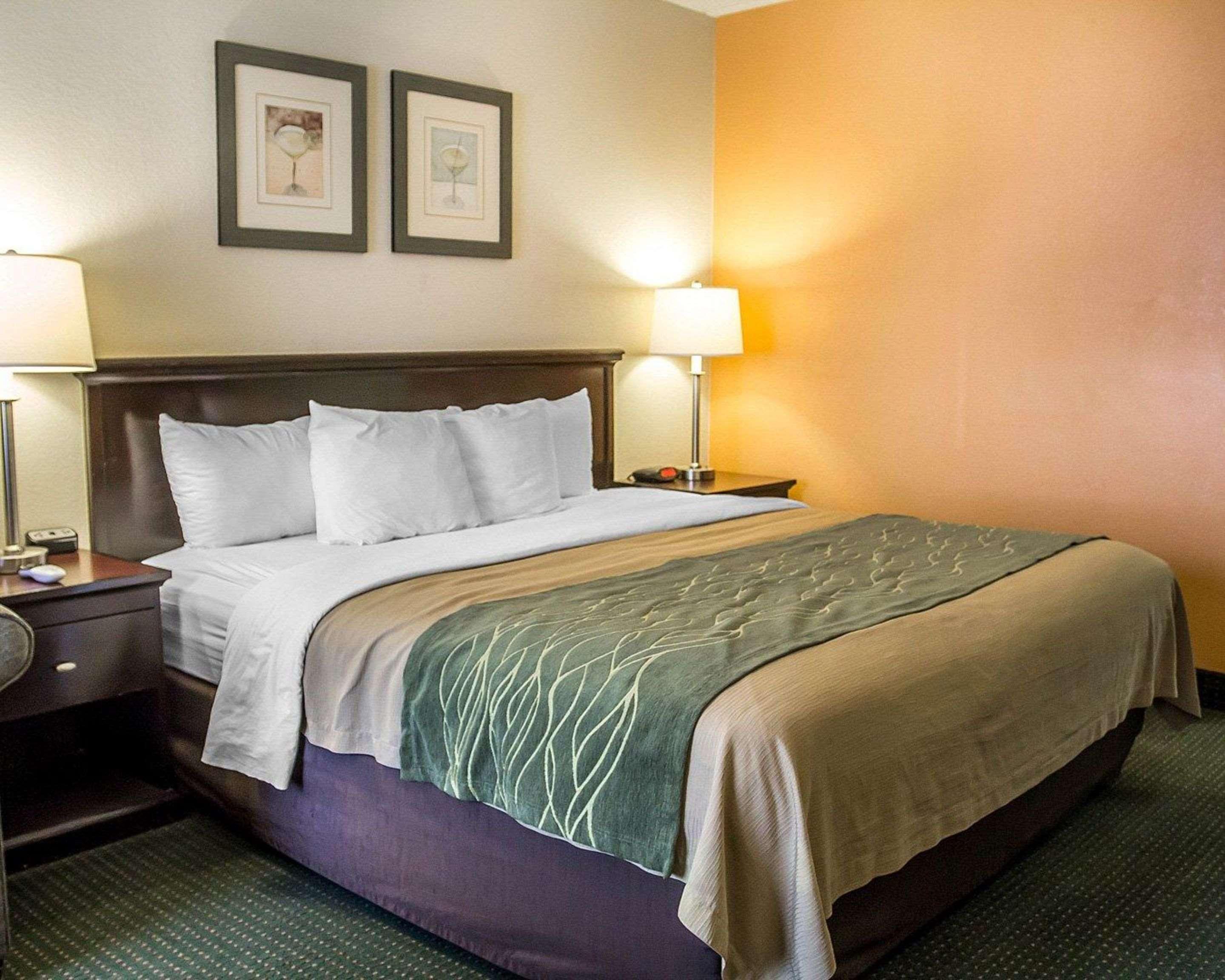 Quality Near Ucr And Downtown 2*