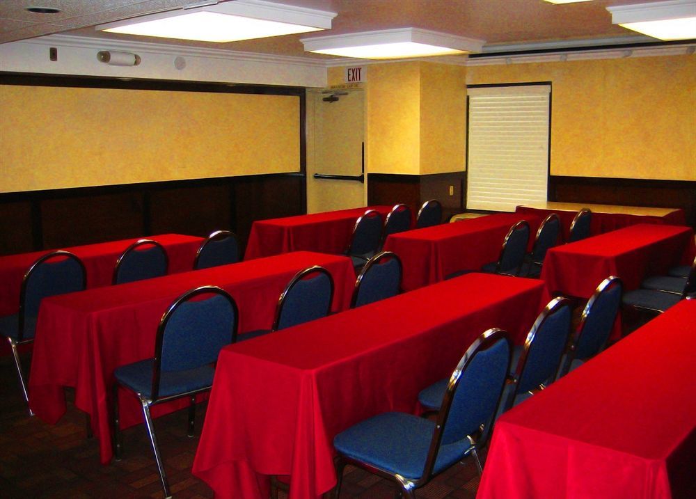 Quality Near Ucr And Downtown Inn 2*