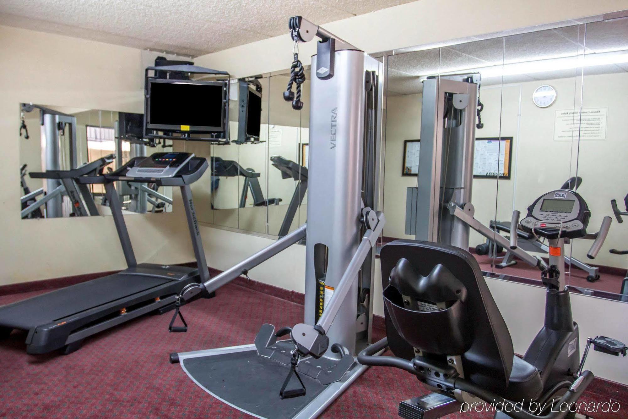 Quality Near Ucr And Downtown 2*