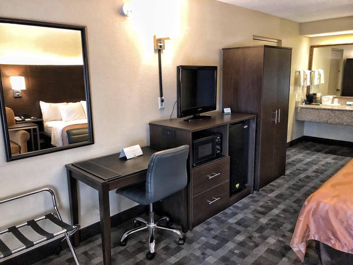 Quality Near Ucr And Downtown Inn